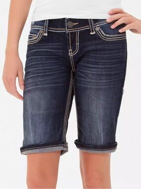 BKE DENIM BUCKLE SABRINA BERMUDA SIZE 28